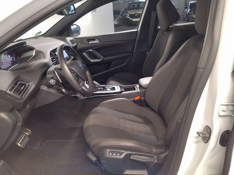PEUGEOT 308 2021 - Photo n°11