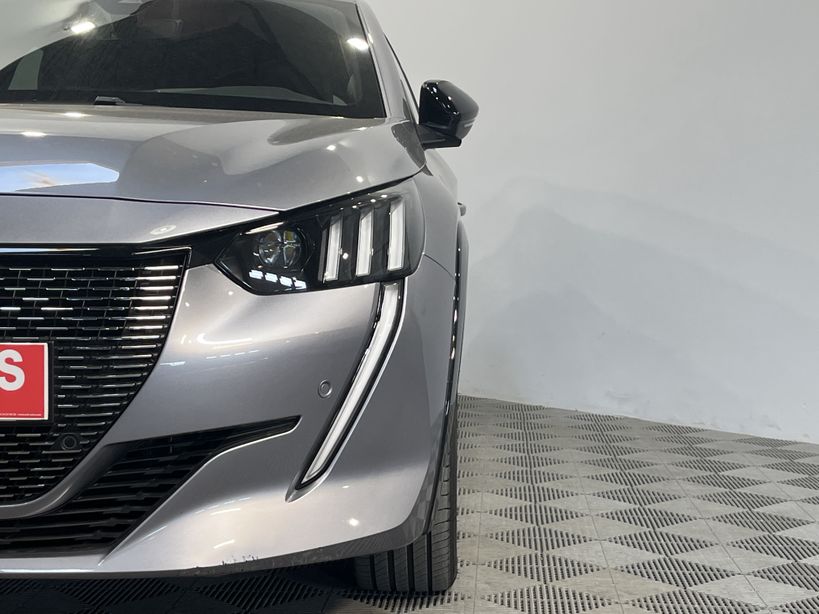 PEUGEOT 208 2023 - Photo n°7