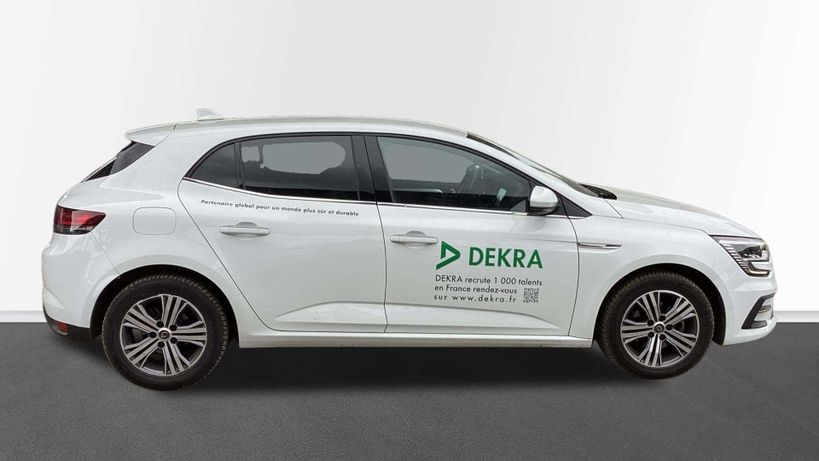 RENAULT MEGANE IV BERLINE 2022 - Photo n°4
