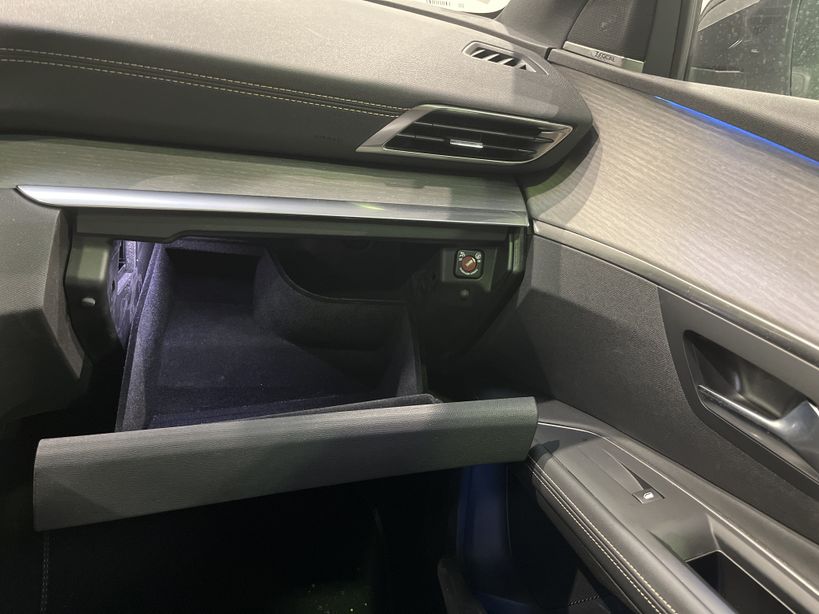 PEUGEOT 3008 2019 - Photo n°25