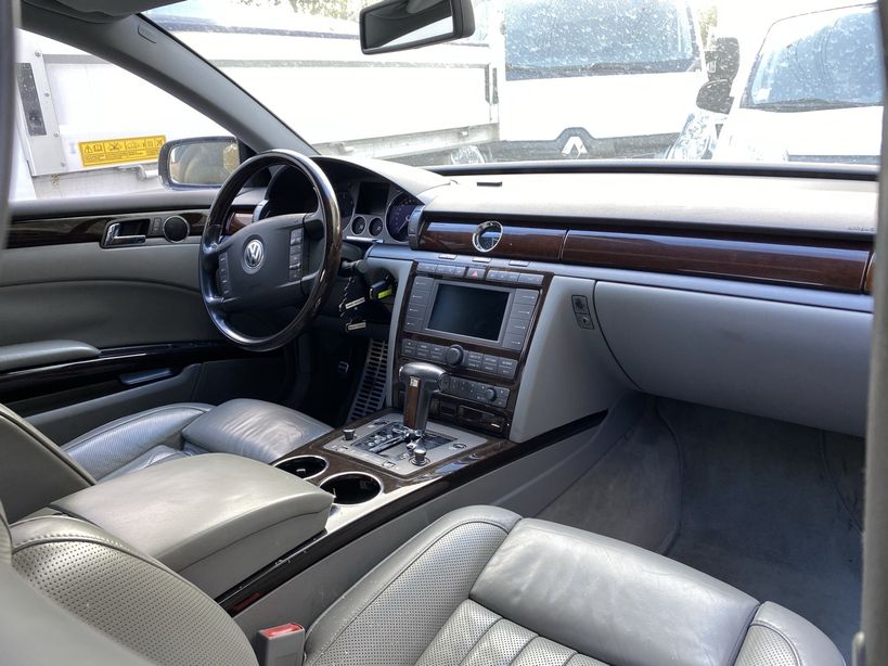 VOLKSWAGEN PHAETON 2004 - Photo n°7