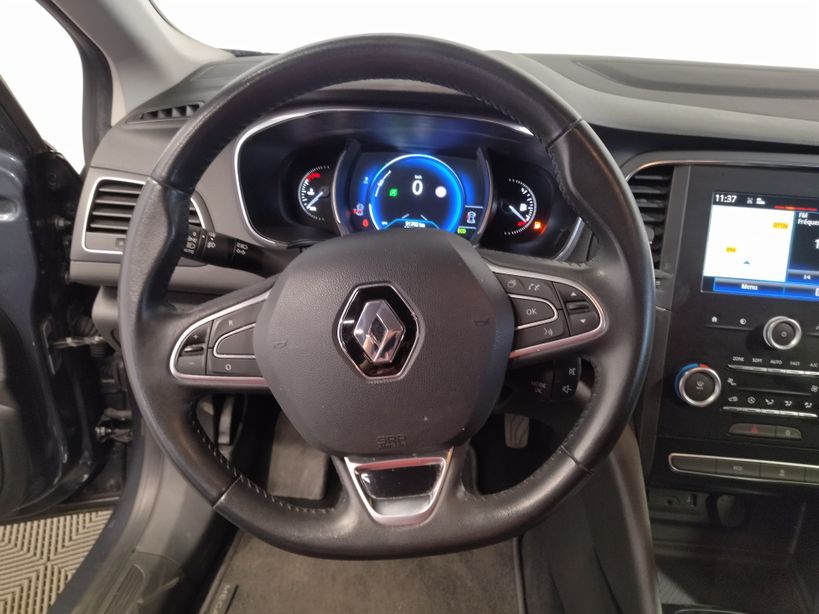 RENAULT MEGANE IV BERLINE BUSINESS 2016 - Photo n°12