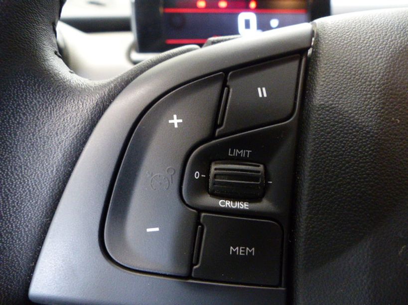 CITROEN C4 CACTUS 2020 - Photo n°17