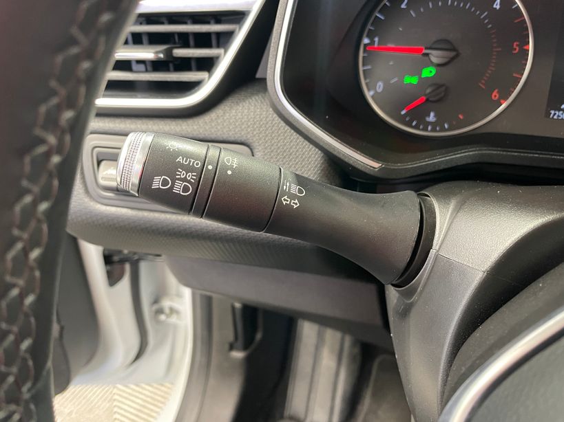 RENAULT CLIO V 2021 - Photo n°13