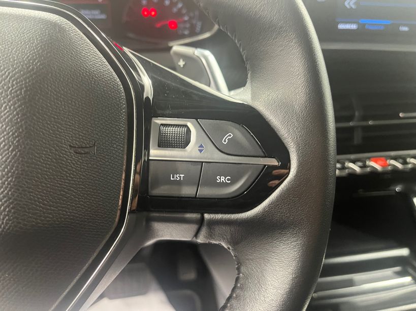 PEUGEOT 208 2023 - Photo n°13