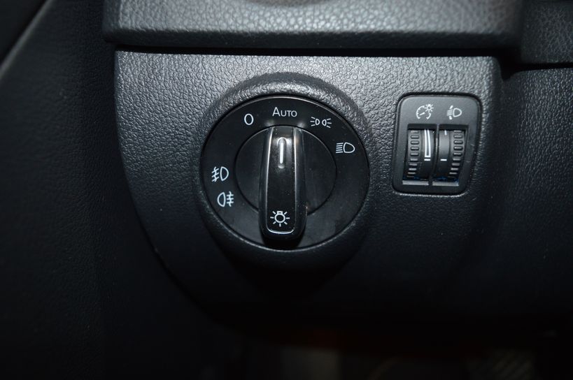 VOLKSWAGEN TIGUAN 2015 - Photo n°27