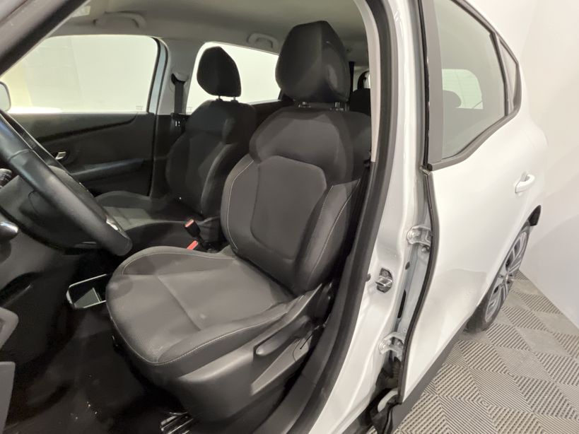 RENAULT SCENIC IV 2018 - Photo n°9