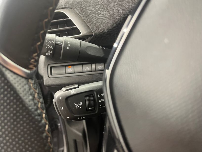 PEUGEOT 3008 2023 - Photo n°15