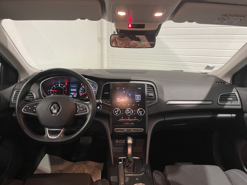 RENAULT MEGANE IV BERLINE 2022 - Photo n°13