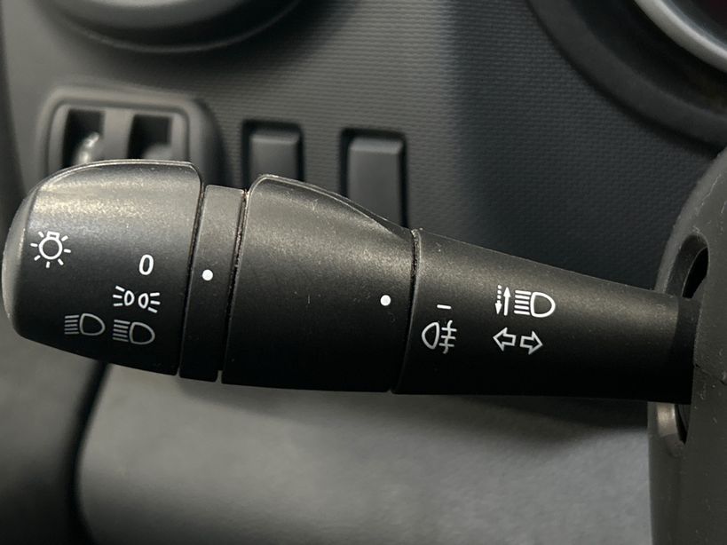 RENAULT TRAFIC FOURGON 2021 - Photo n°24