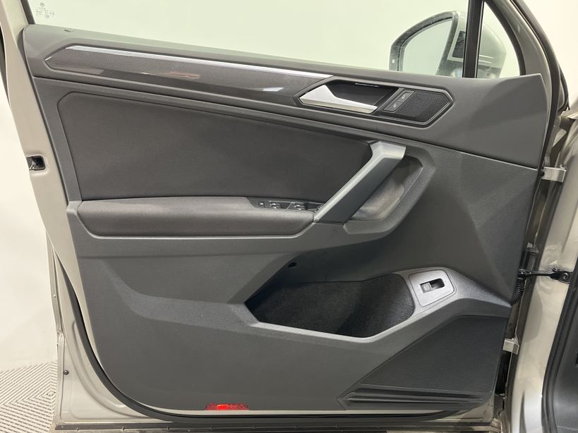 VOLKSWAGEN TIGUAN BUSINESS 2020 - Photo n°38