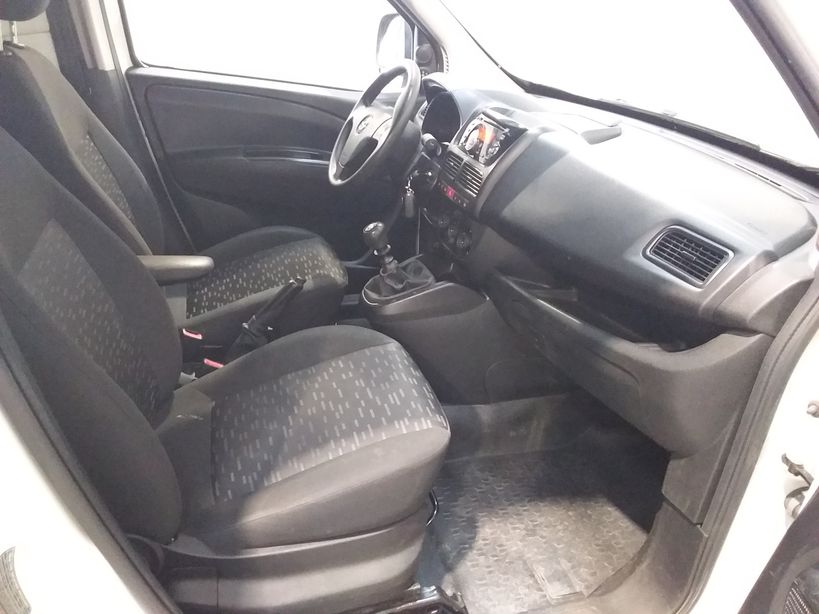 OPEL COMBO CARGO 2018 - Photo n°9