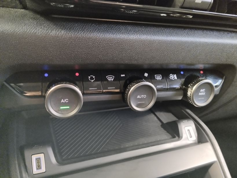 CITROEN C4 X 2023 - Photo n°39