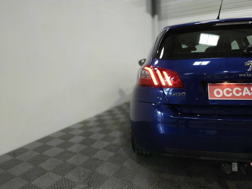PEUGEOT 308 2019 - Photo n°9