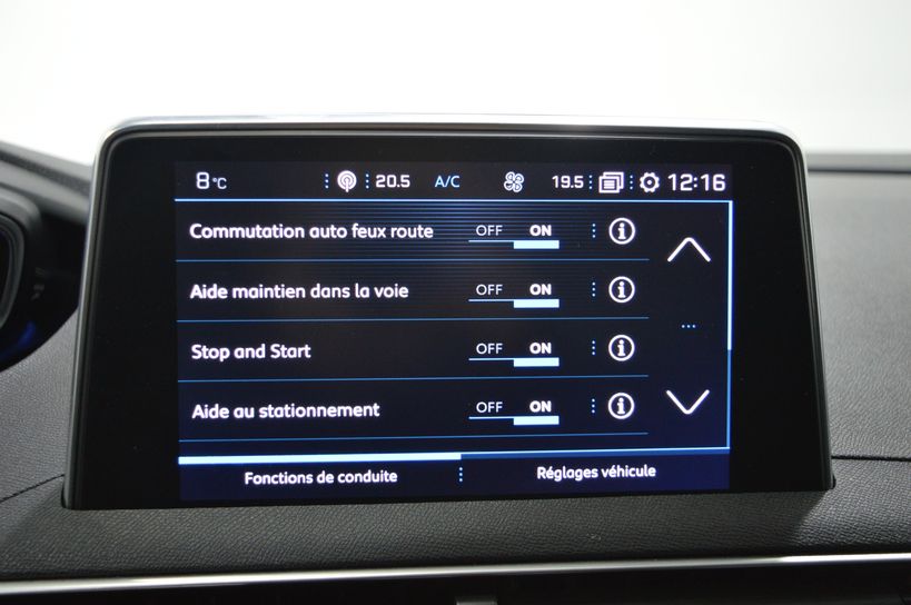 PEUGEOT 3008 2019 - Photo n°23
