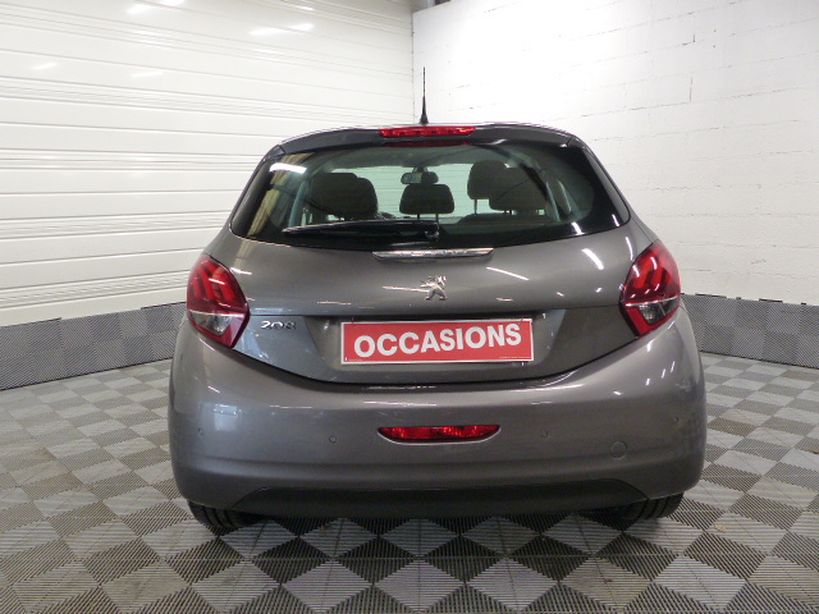 PEUGEOT 208 2019 - Photo n°12