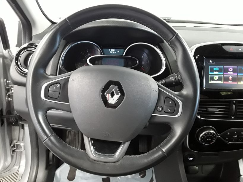 RENAULT CLIO IV 2017 - Photo n°14