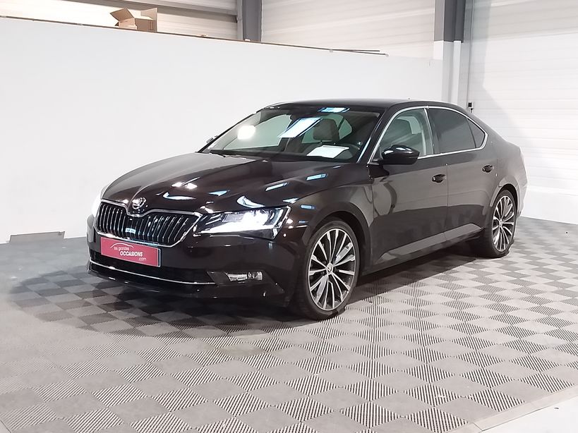 SKODA SUPERB 2017 - Photo n°1