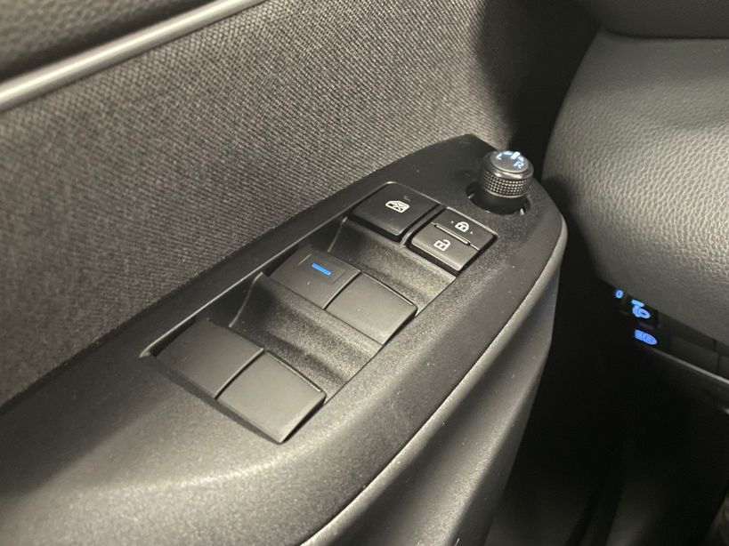 TOYOTA YARIS 2023 - Photo n°16