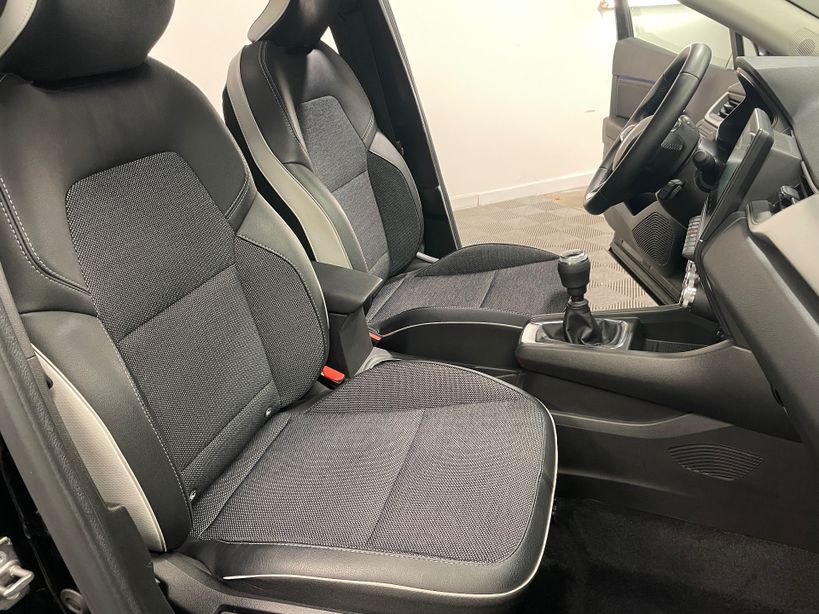 RENAULT CAPTUR 2023 - Photo n°18