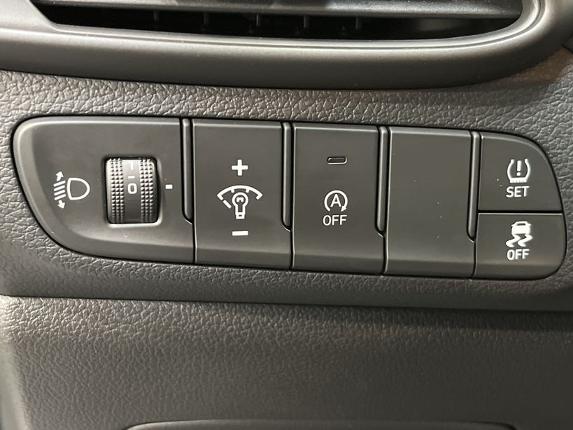 HYUNDAI i30 2022 - Photo n°35