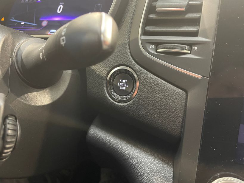 RENAULT MEGANE IV ESTATE 2023 - Photo n°35