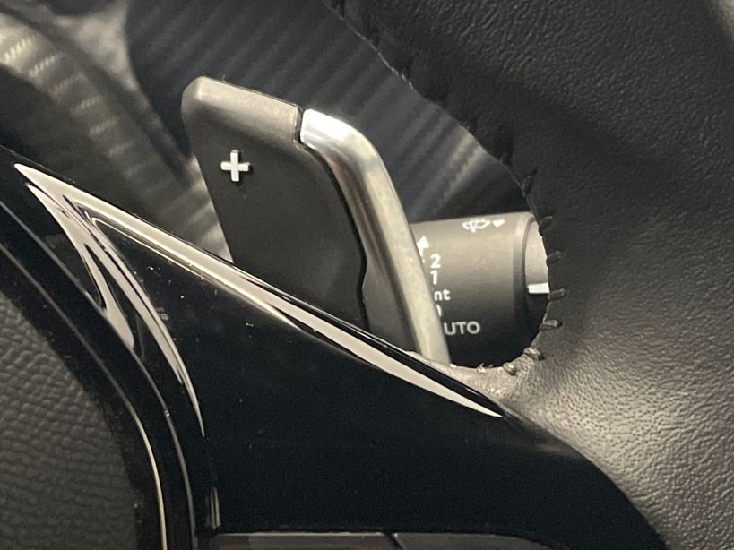 PEUGEOT 2008 2023 - Photo n°30