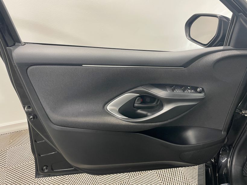 TOYOTA YARIS HYBRIDE MY21 2022 - Photo n°31