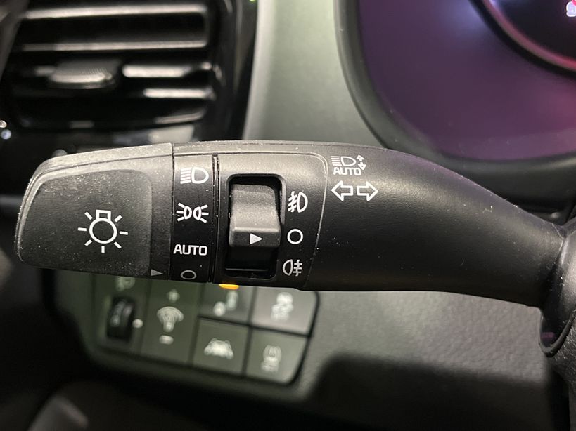 KIA STONIC 2019 - Photo n°28