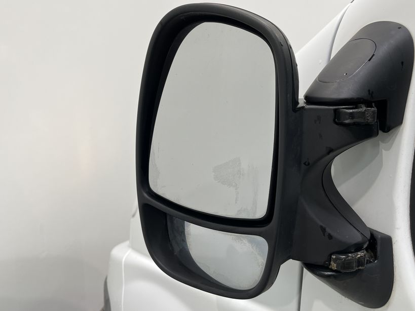 RENAULT TRAFIC FOURGON 2010 - Photo n°23