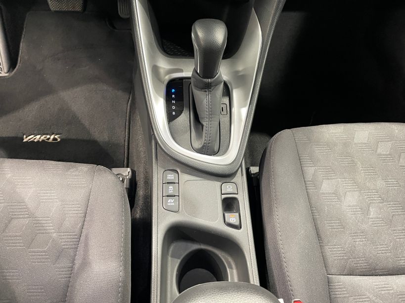 TOYOTA YARIS HYBRIDE 2025 - Photo n°23