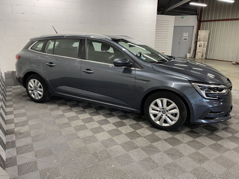 RENAULT MEGANE IV ESTATE 2021 - Photo n°5