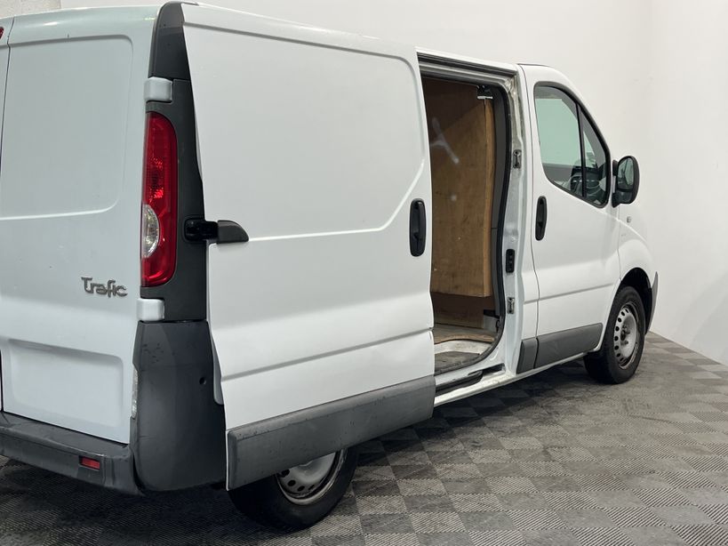 RENAULT TRAFIC FOURGON 2010 - Photo n°26