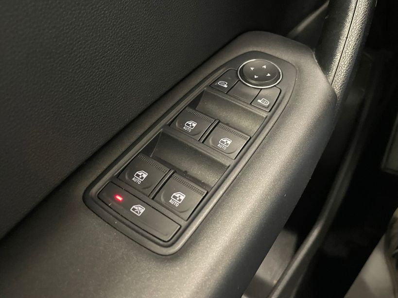 RENAULT CAPTUR 2022 - Photo n°16