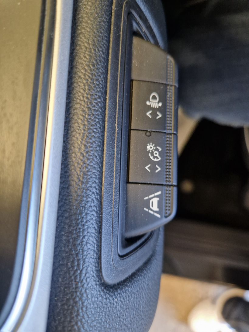 RENAULT CAPTUR 2023 - Photo n°20