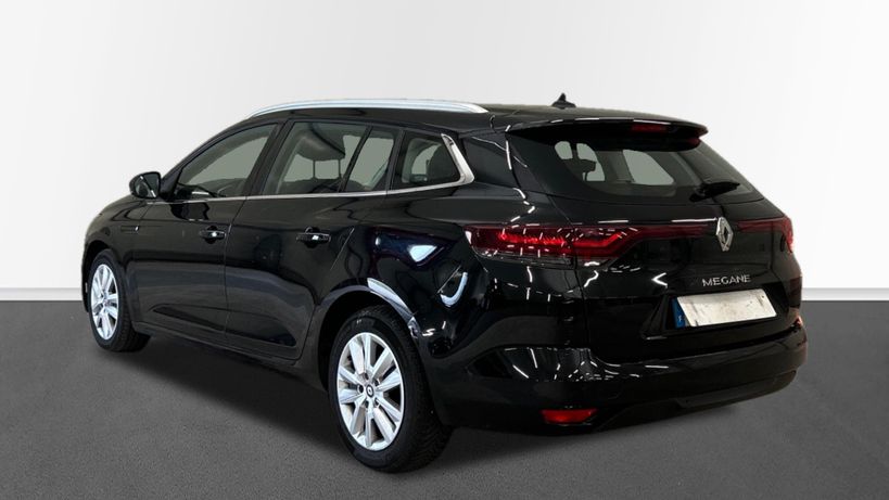 RENAULT MEGANE IV ESTATE 2022 - Photo n°3