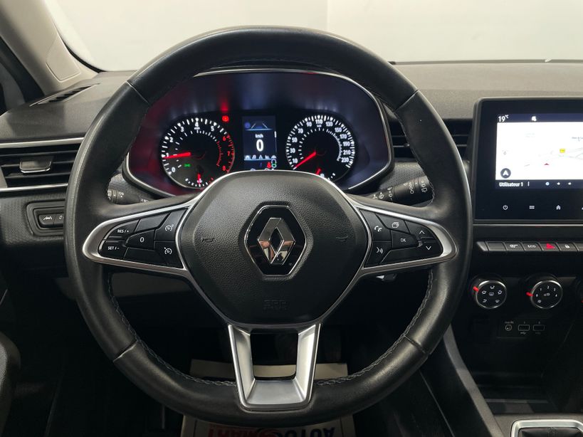 RENAULT CLIO V 2021 - Photo n°11