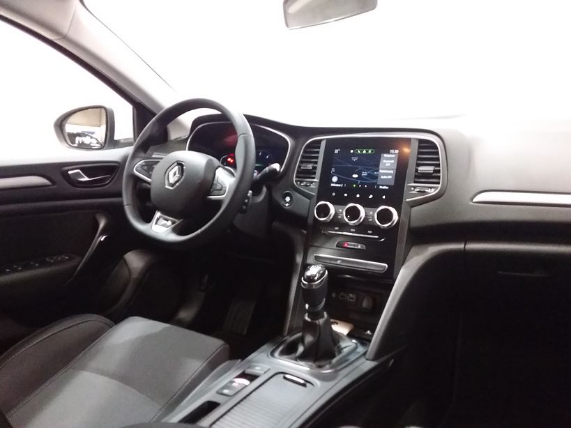 RENAULT MEGANE IV BERLINE 2023 - Photo n°9