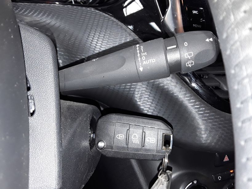 PEUGEOT 2008 2018 - Photo n°16