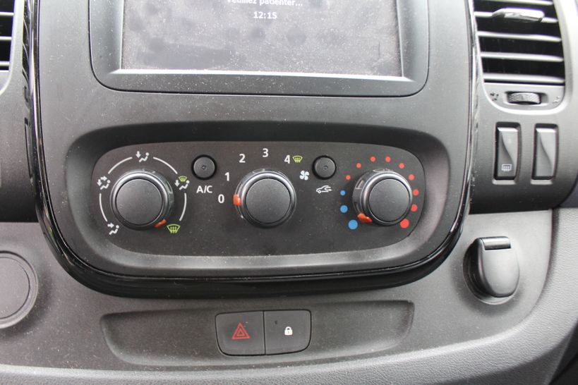 OPEL VIVARO COMBI 2017 - Photo n°16