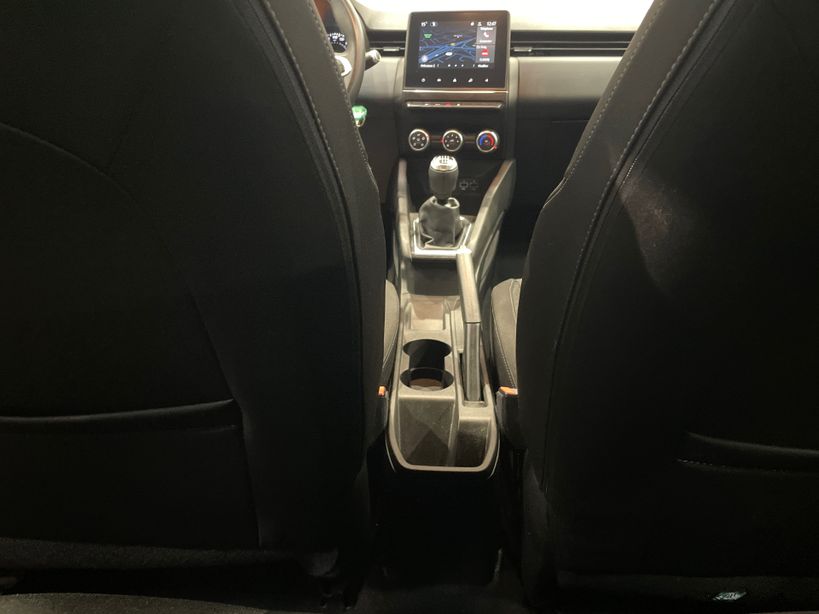 RENAULT CLIO V 2021 - Photo n°36