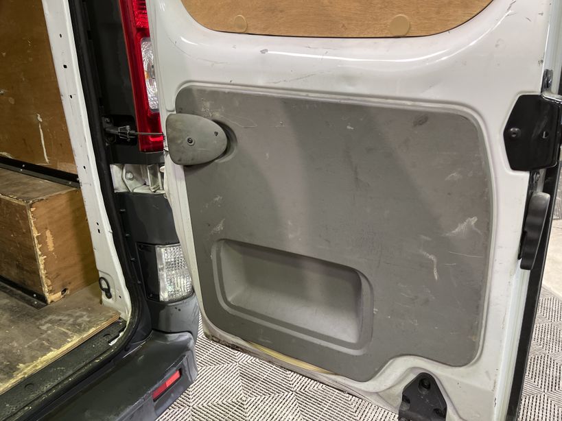 RENAULT TRAFIC FOURGON 2010 - Photo n°1