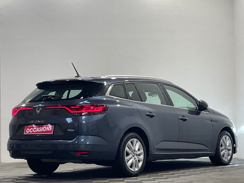 RENAULT MEGANE IV ESTATE 2022 - Photo n°3