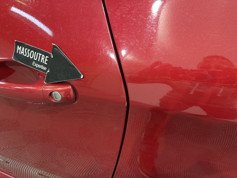 PEUGEOT 208 2014 - Photo n°6