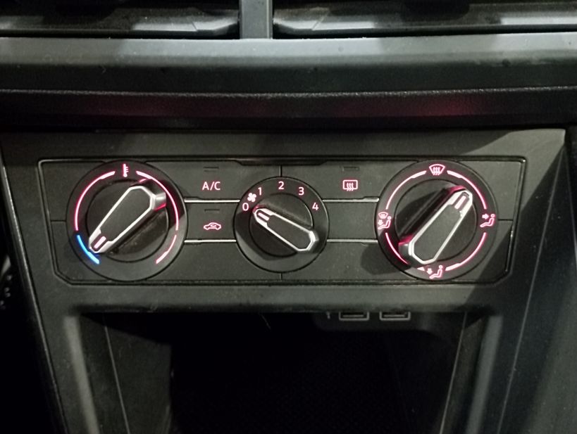 VOLKSWAGEN POLO 2019 - Photo n°19