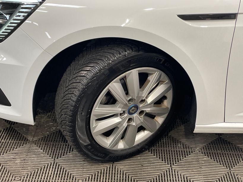 RENAULT MEGANE IV ESTATE 2021 - Photo n°12