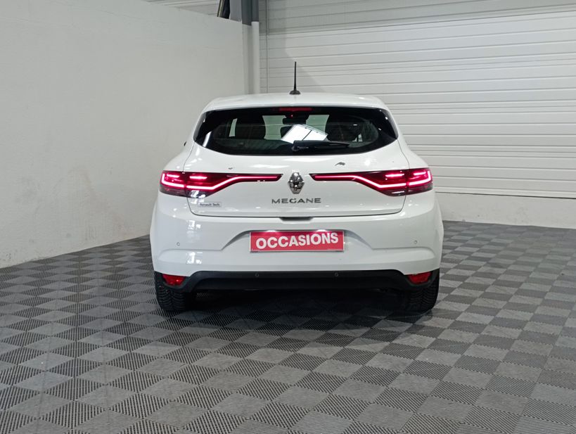 RENAULT MEGANE IV BERLINE 2021 - Photo n°6