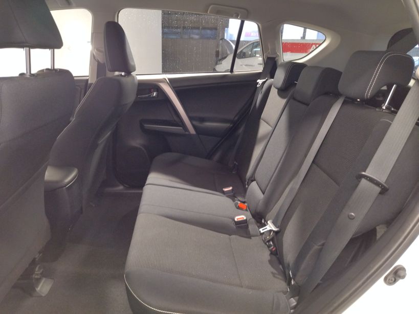 TOYOTA RAV4 2016 - Photo n°18