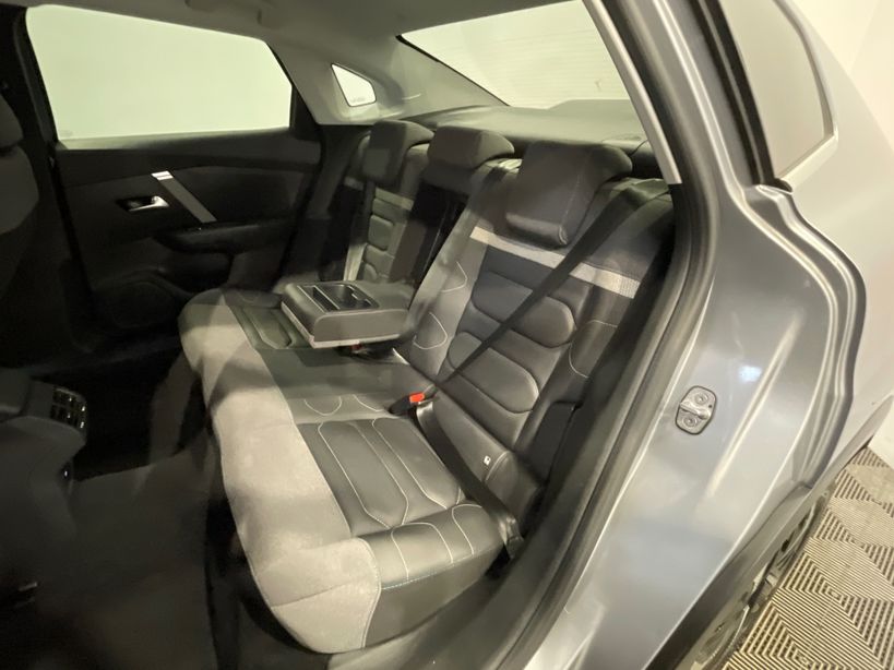 CITROEN C4 X 2023 - Photo n°10