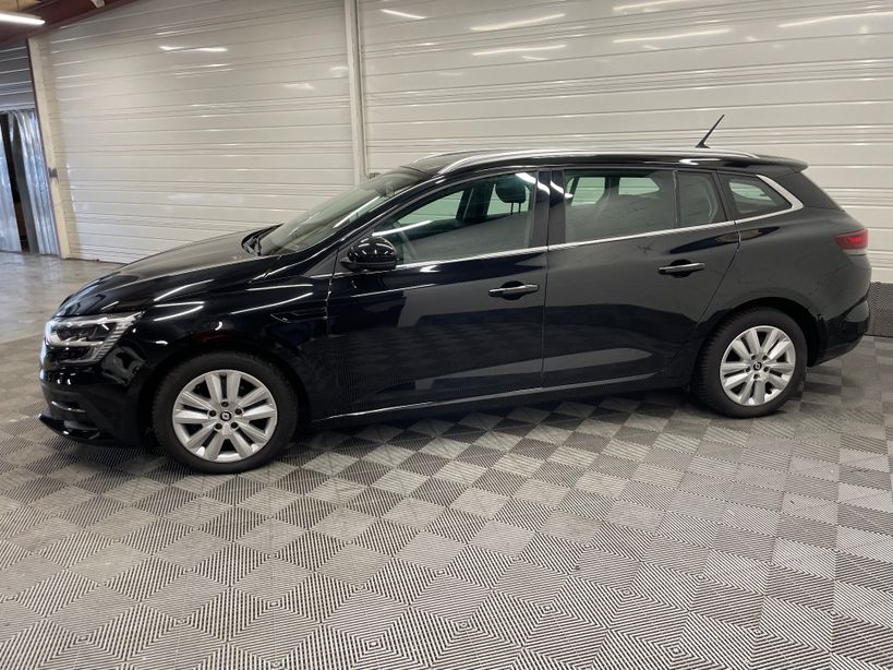 RENAULT MEGANE IV ESTATE 2022 - Photo n°4